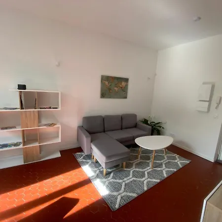Charmant T3 Dans Le Centre Historique Apartment Manosque