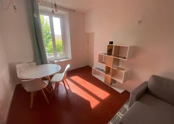 Apartment Charmant T3 Dans Le Centre Historique