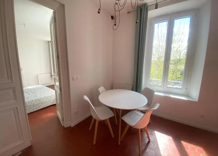 Apartment Charmant T3 Dans Le Centre Historique *