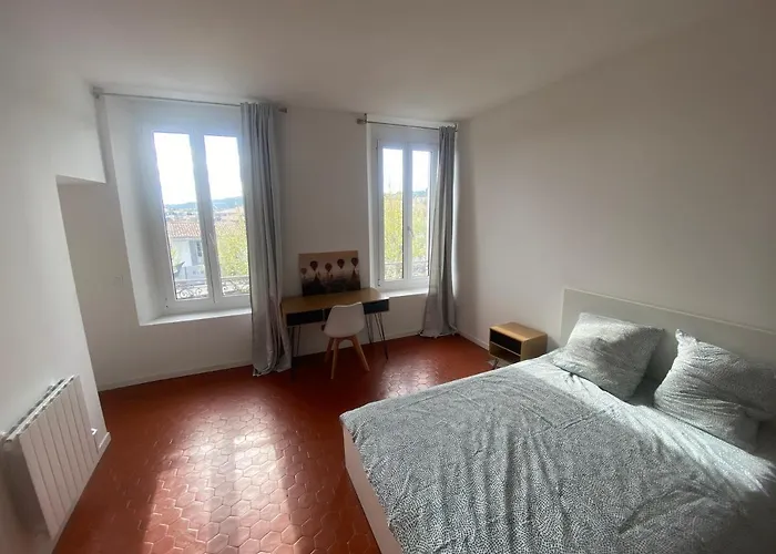 Apartment Charmant T3 Dans Le Centre Historique *